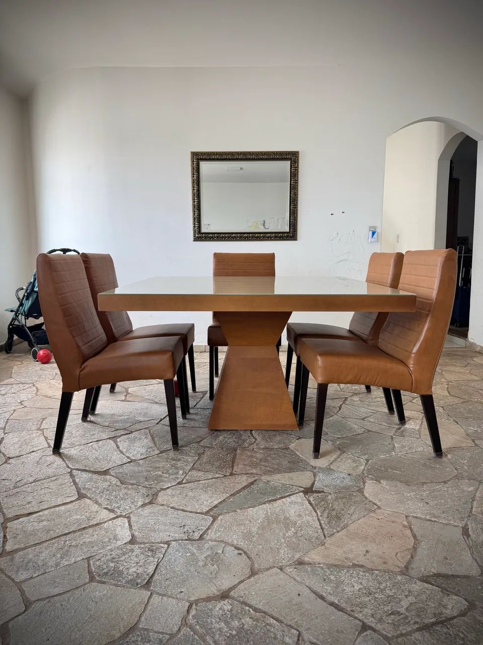 Mesa de jantar e cadeiras  - Foto 2