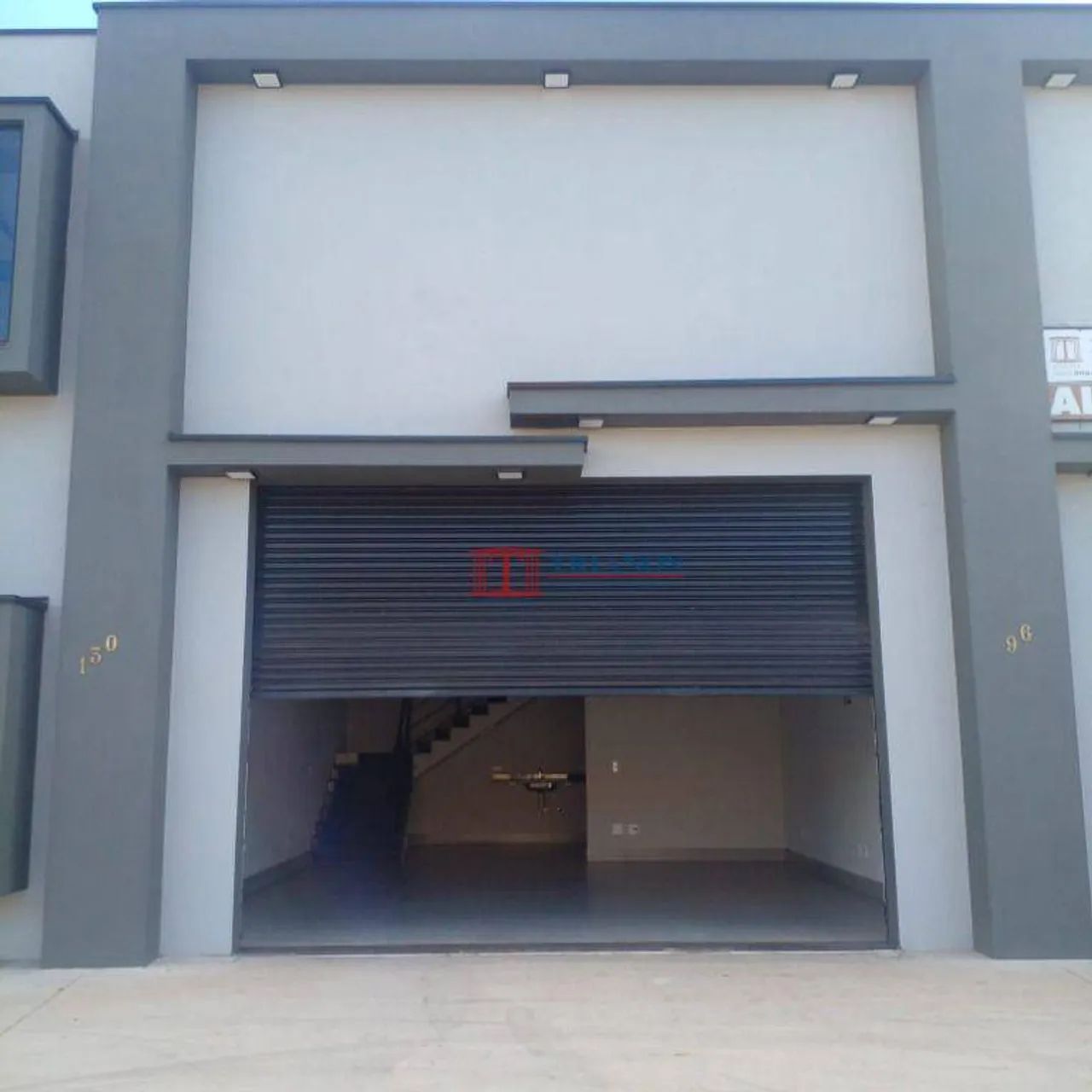 Salão comercial novo, com 77 m² de área útil - Foto 2