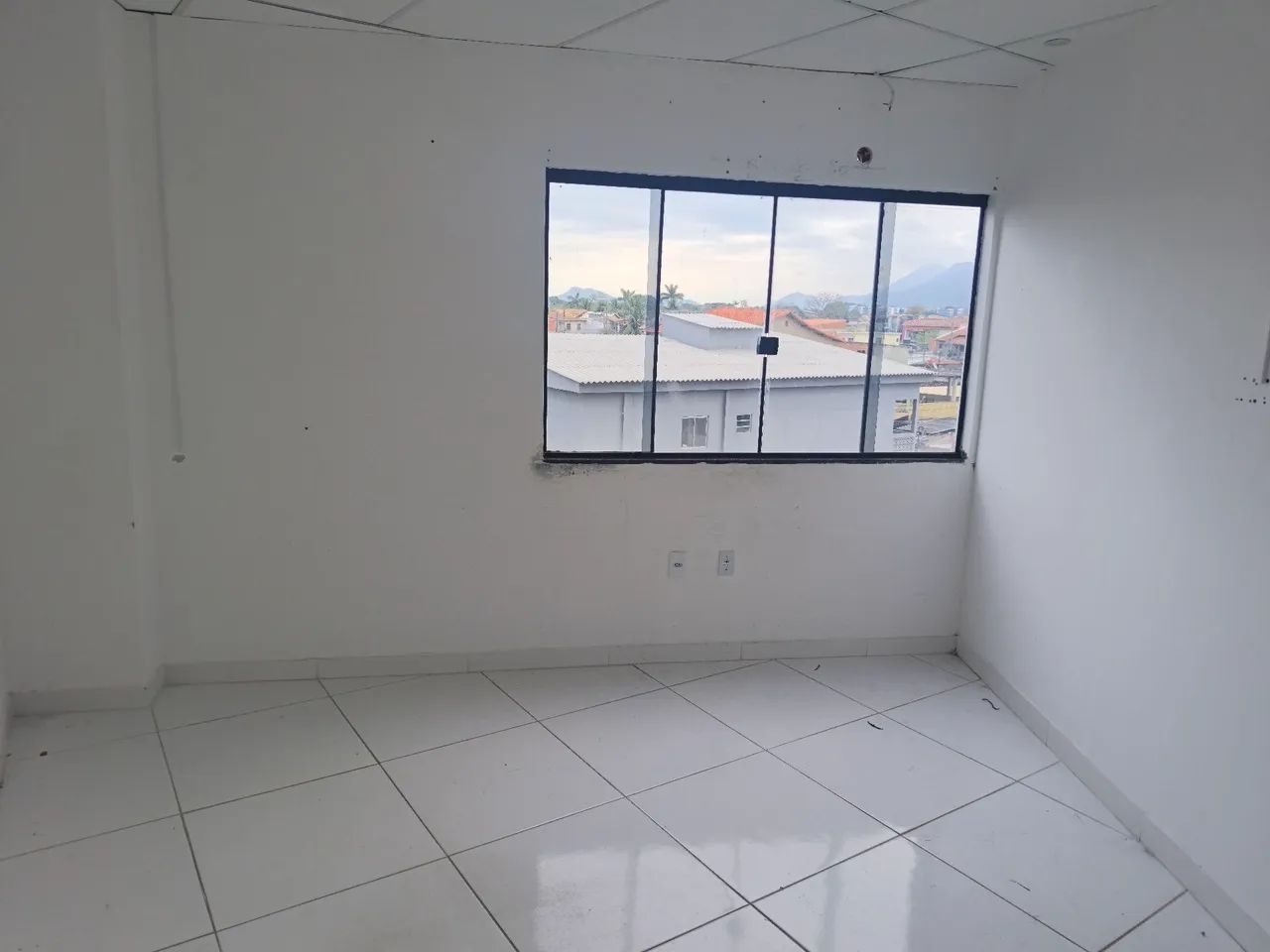 Alugo sala comercial - Foto 2