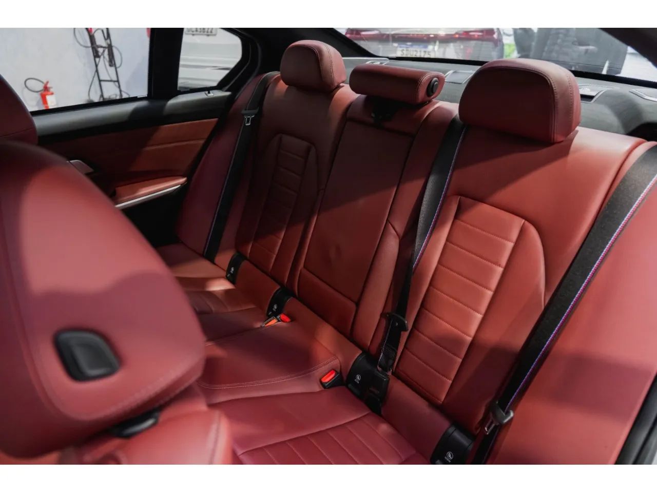 BMW Série 3 330E M Sport 2.0 Turbo Híbrido AU, foto 9 de 15