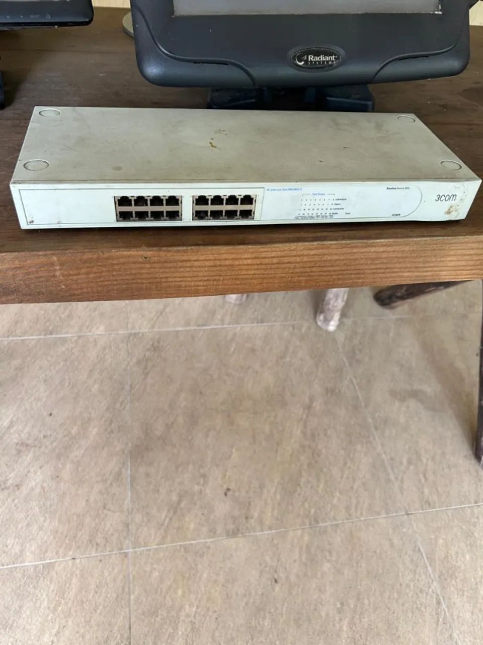 Vendo Switch 16 portas