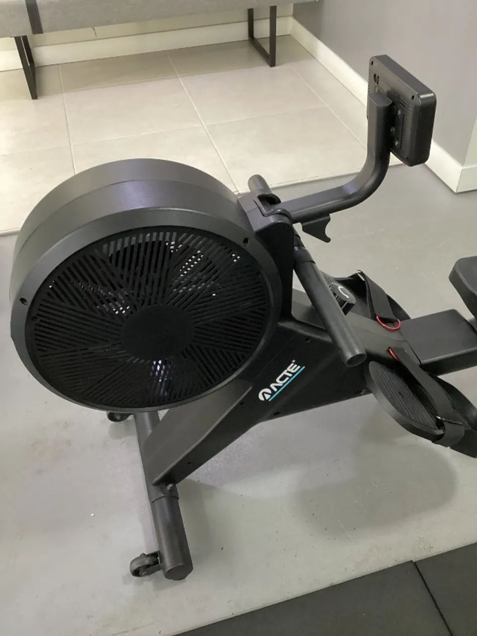 Simulador de remo marca Acte 
