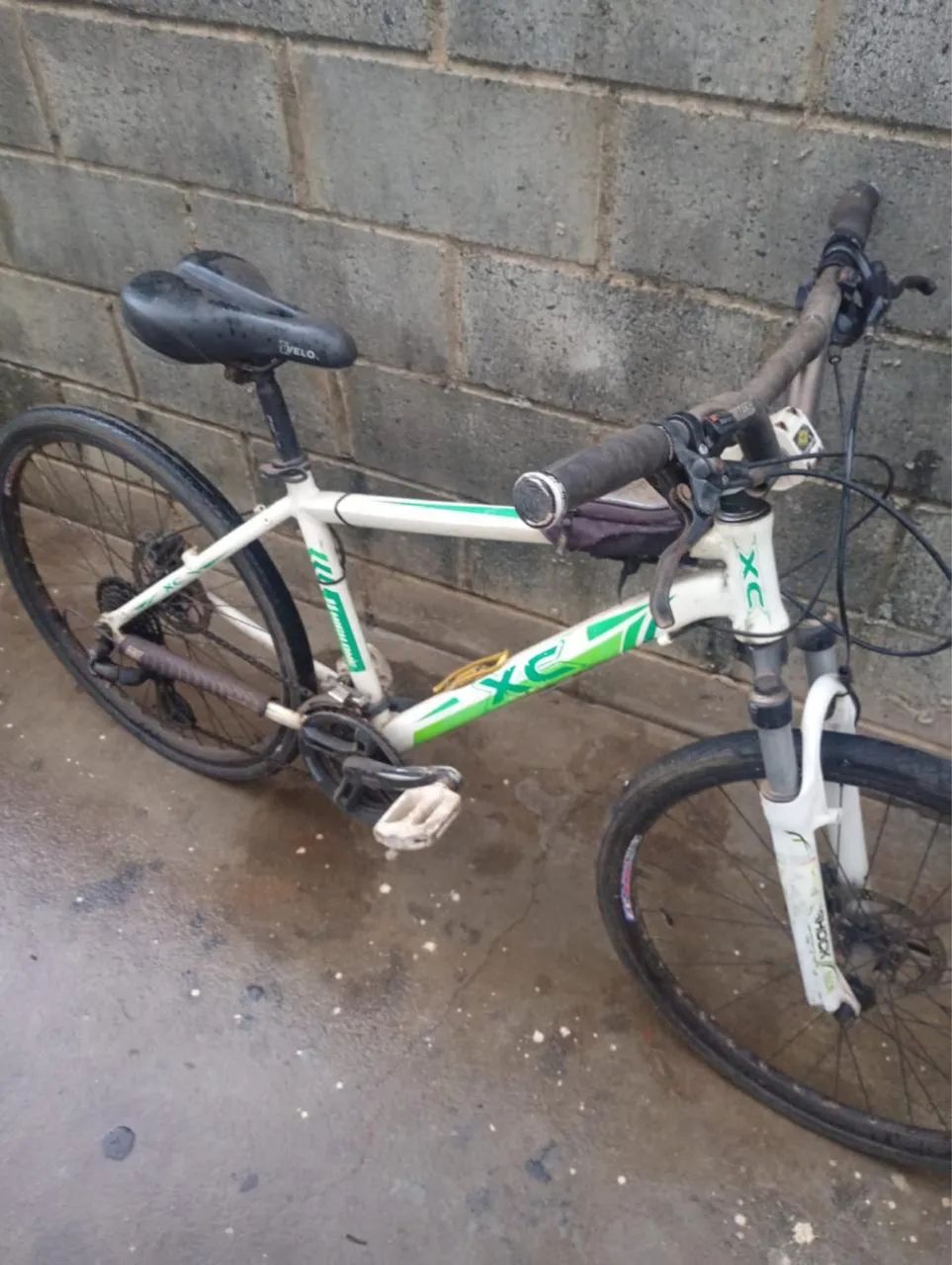 VENDE-SE BICICLETA ARO 26 - Foto 2