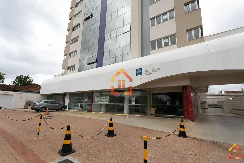 Sala à venda e locação no Edifício Torre D'Italia, com 50 m² - Centro Empresarial - Ibipor