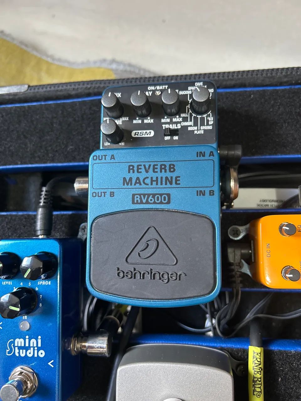 Pedal Reverb Machine - Behringer RV600 [Excelente estado ...