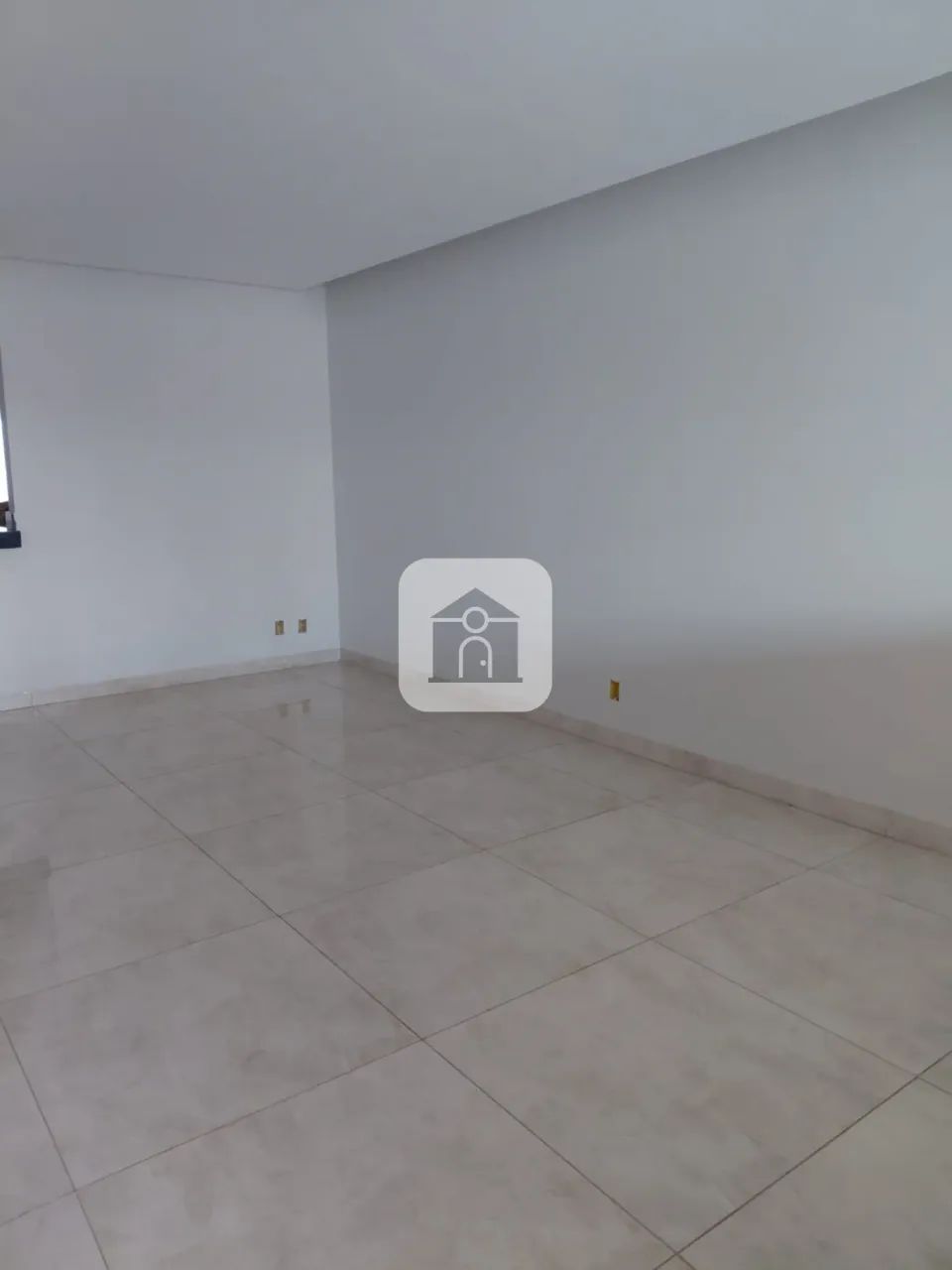 Casa para venda no bairro Pampulha - Foto 2