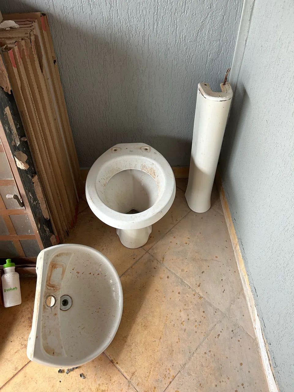 Vaso sanitário e pia 