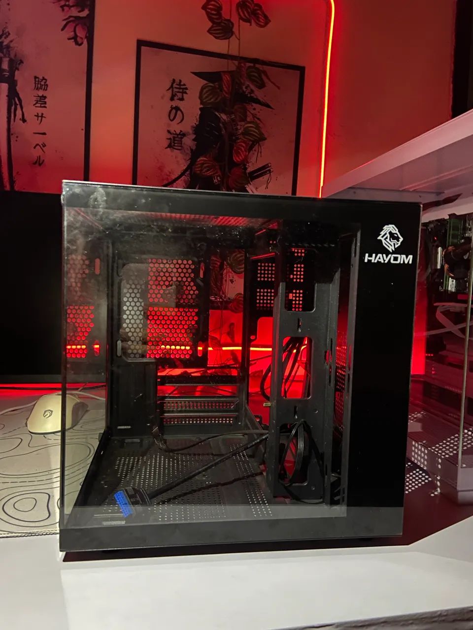 Gabinete Aquário Gamer