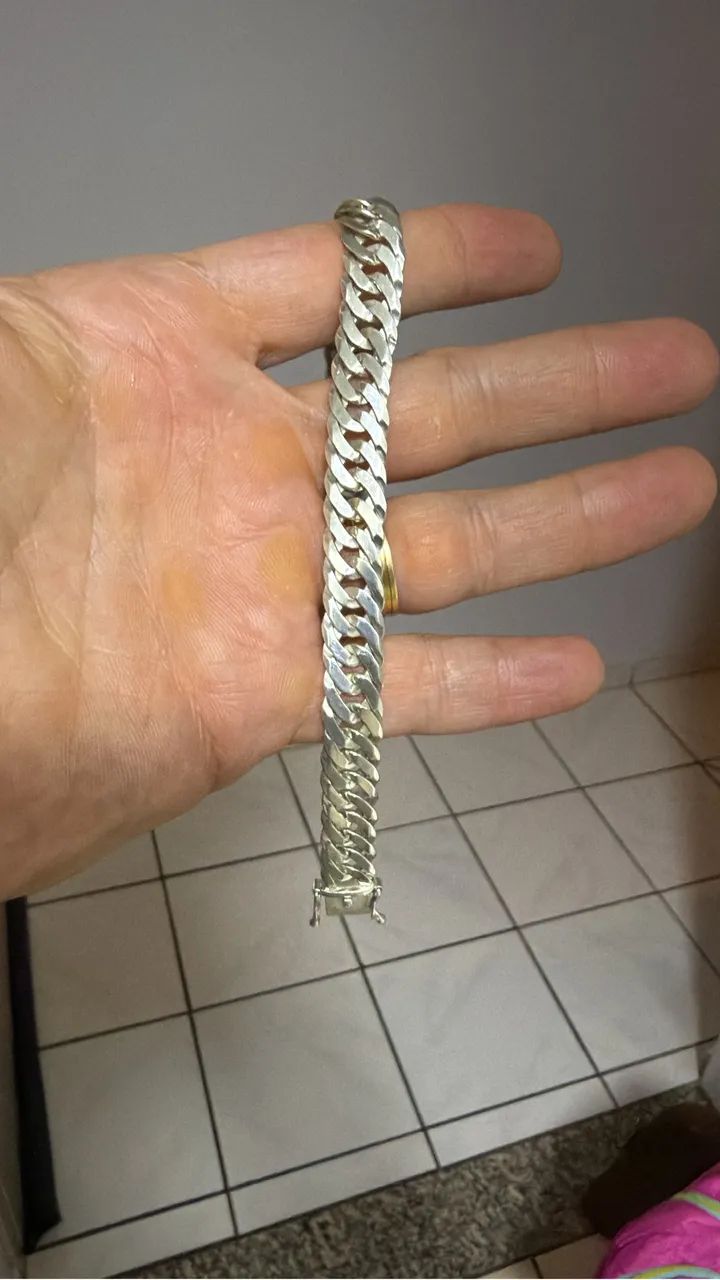 Pulseira e colar prata 925 preço muito abaixo do mercado e para vender logo  - Foto 2