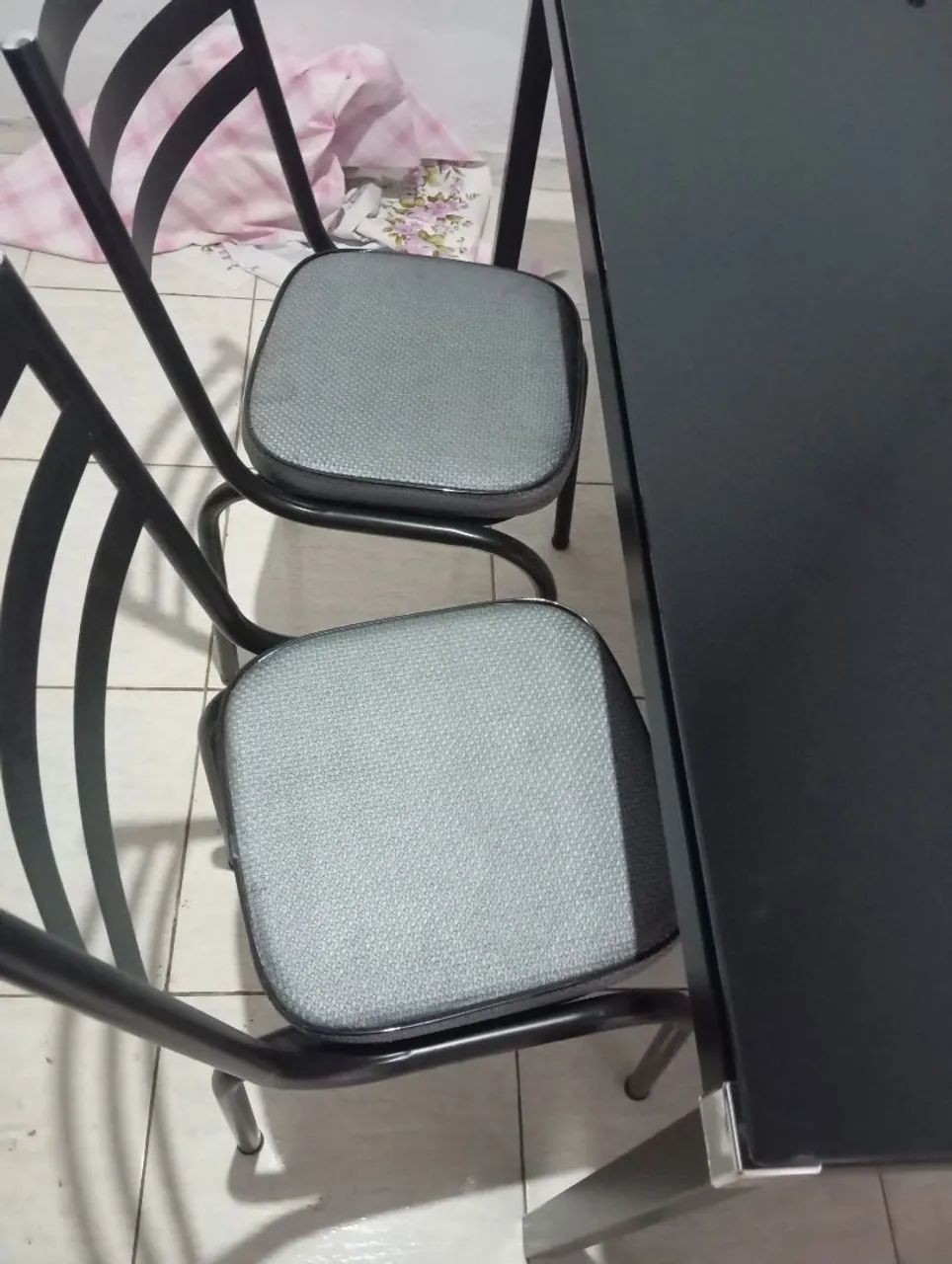 Vende mesa semi nova R$800 - Foto 5