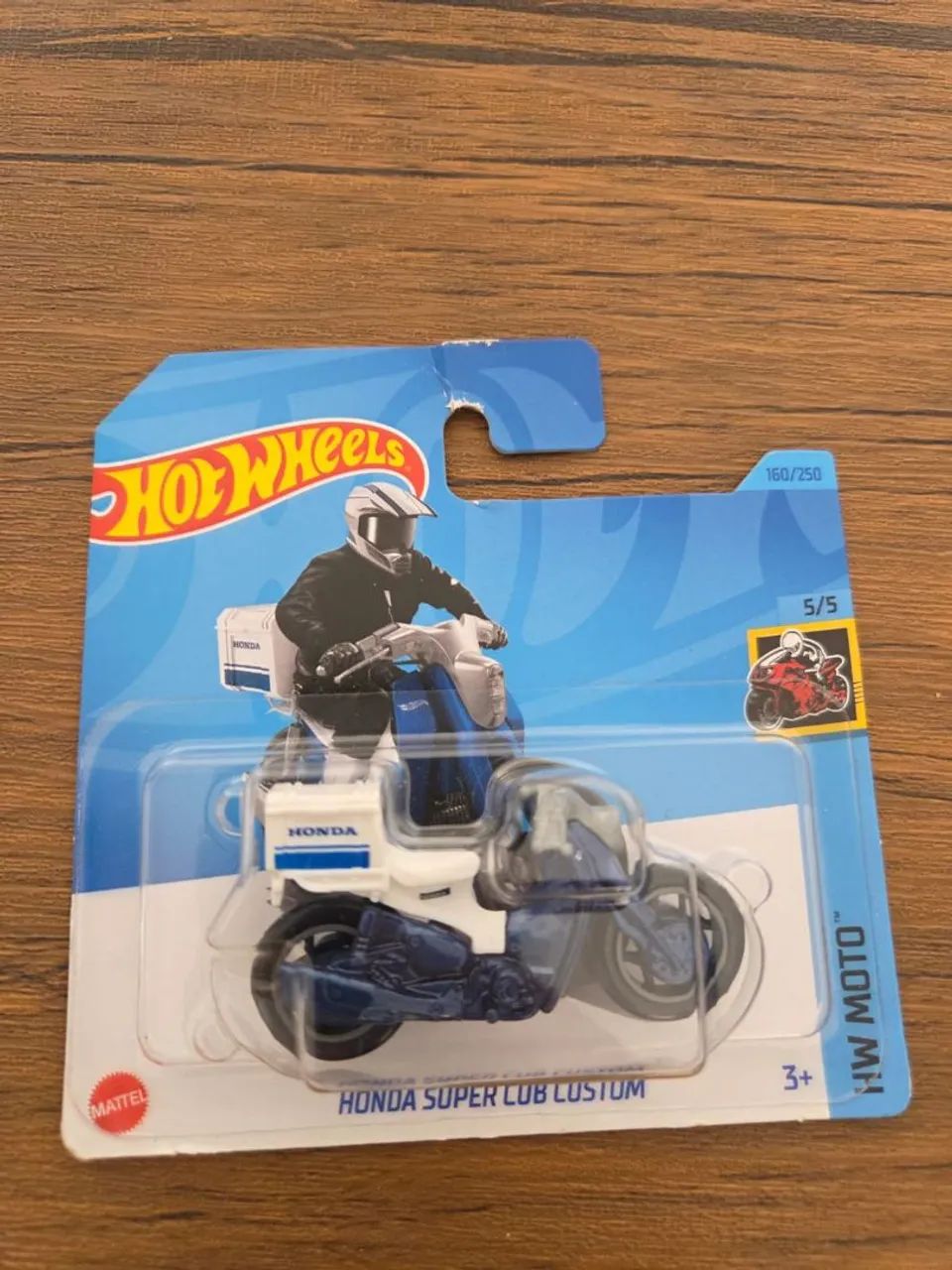Hot-Wheels 9 miniaturas na embalagem - Foto 6