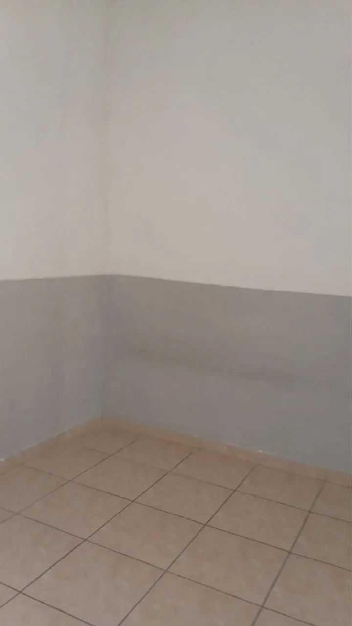 Casa com 2 dormitórios - Zona Leste