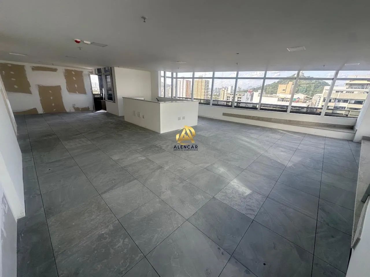 SALA DUPLEX - DISPONÍVEL PARA LOCAÇÃO NA PRAIA DA COSTA, VV/ES - Foto 3