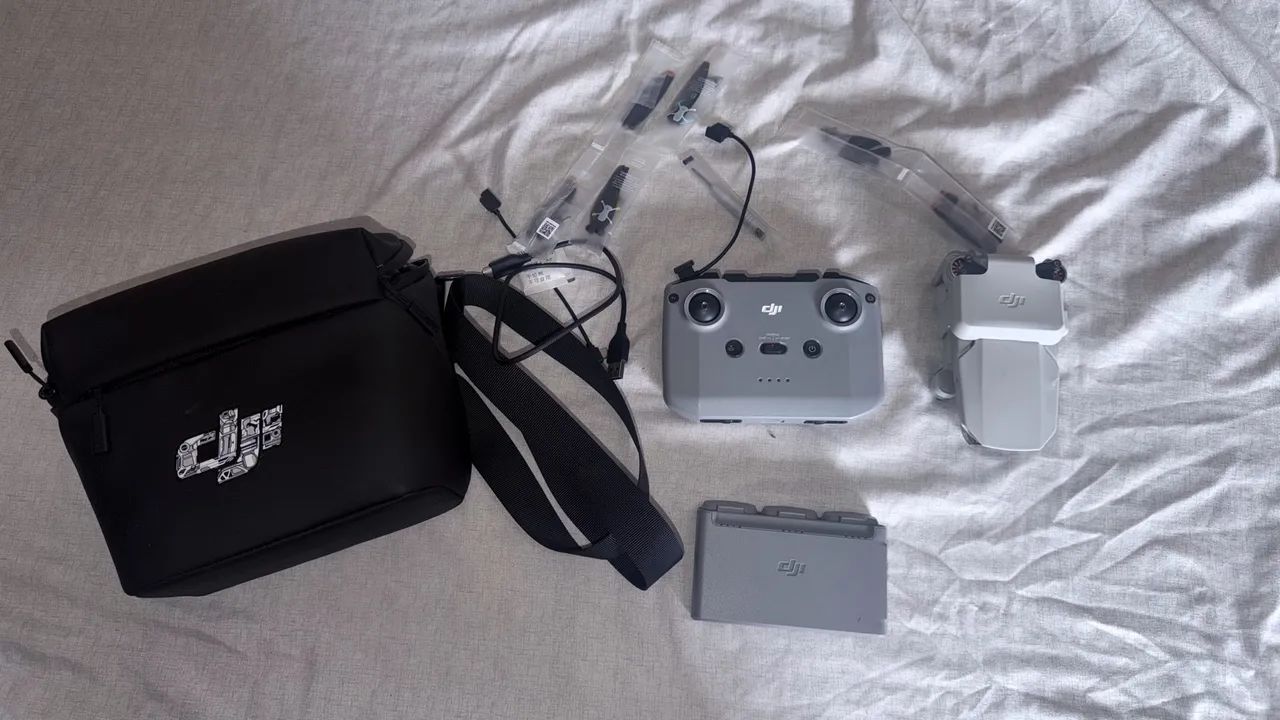 DJI Mini 2 SE Fly More Combo - 3 Baterias - Impecável - Foto 3