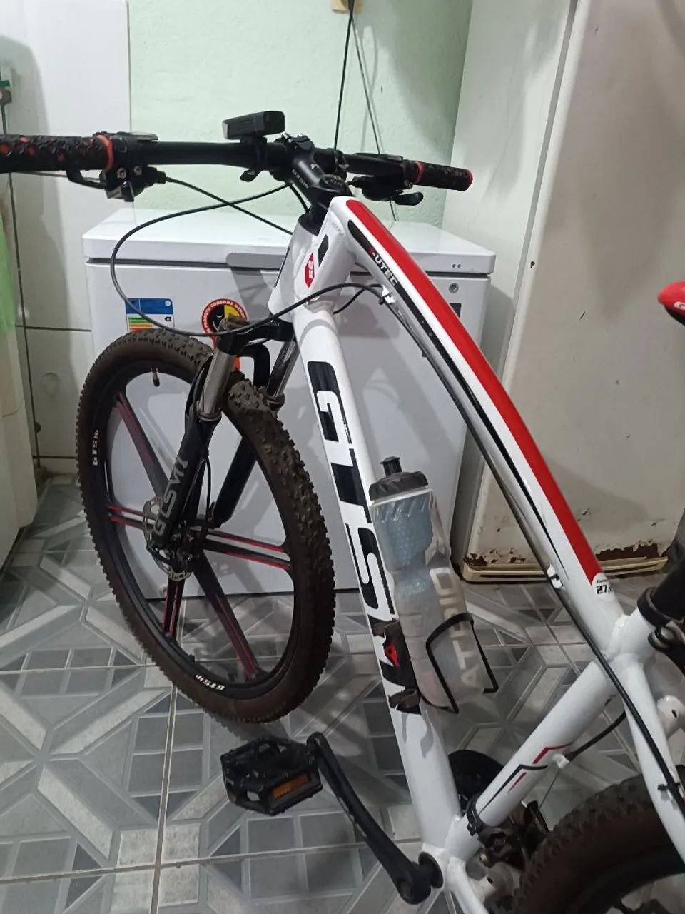 Bicicleta GTA em excelente estado!!