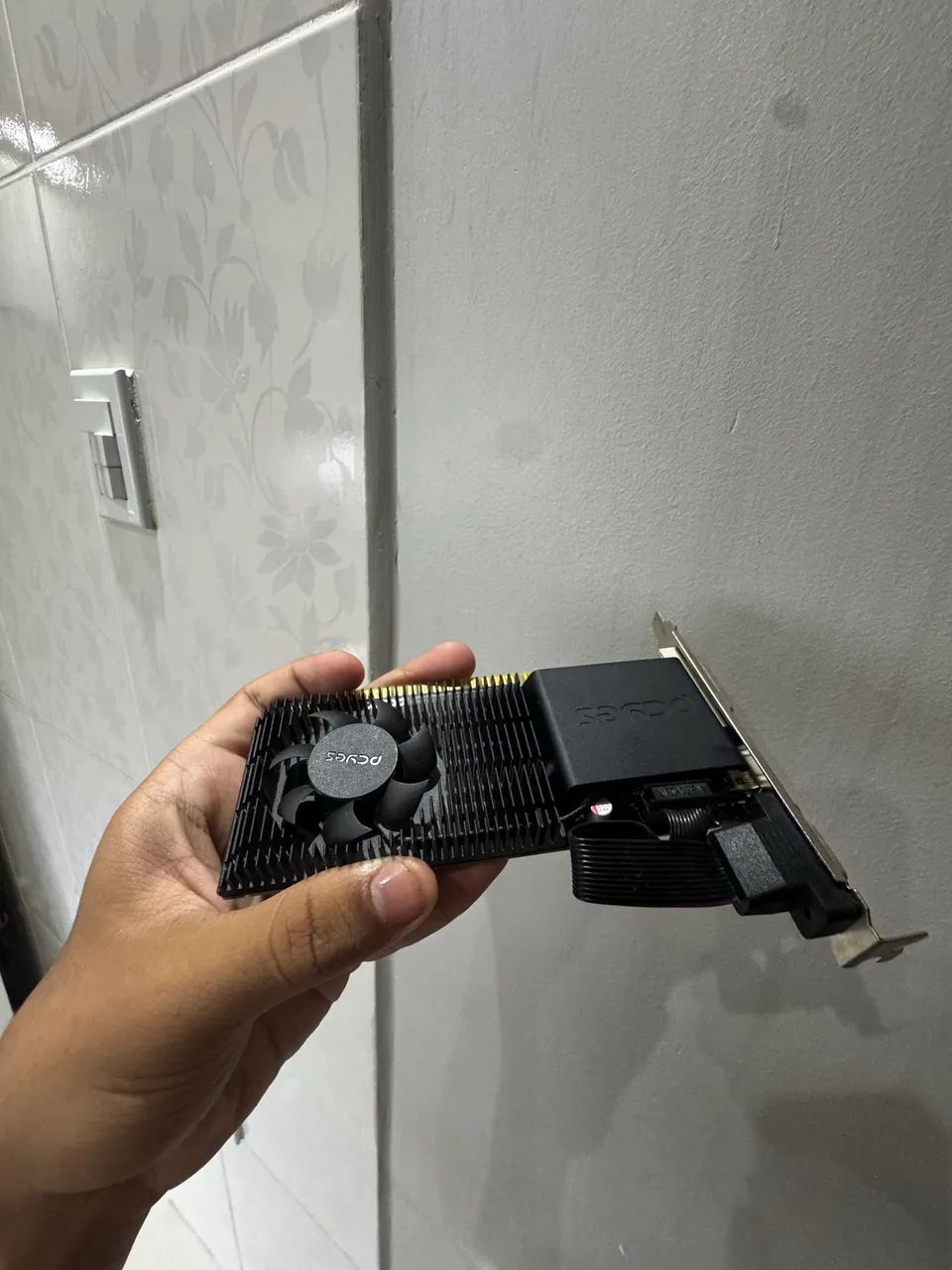 Placa De Vídeo GT 730 - Foto 3