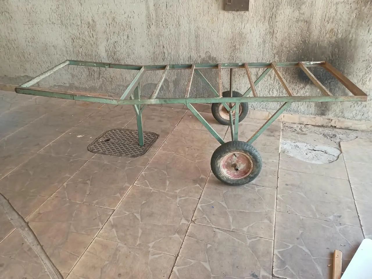 CARRINHO DE CARGA (FERRO REFORÇADO)