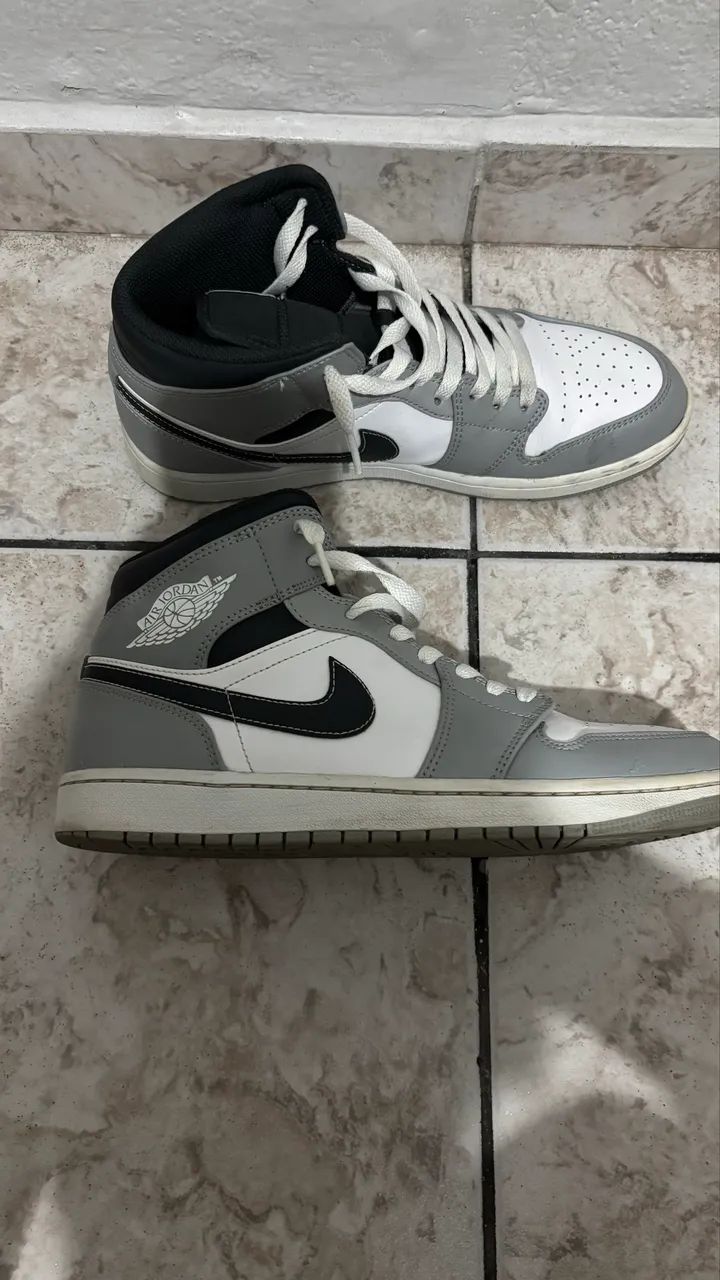 Air jordan 1 Mid light Smoke Grey