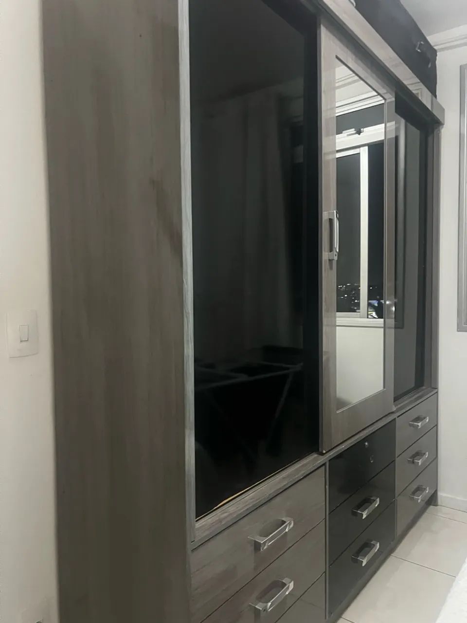 Vendo guarda roupa 