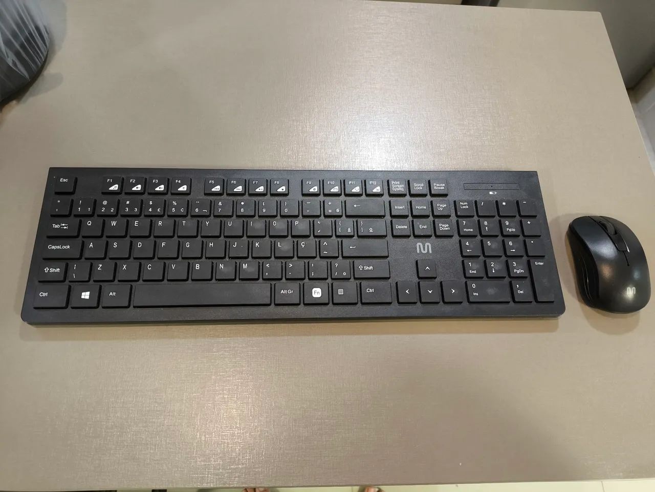 Teclado e mouse sem fio Multilaser 
