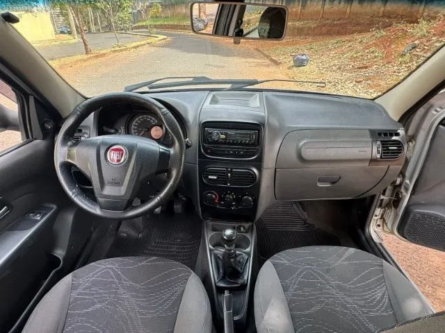 Fiat Strada Working Celeb.1.4 Fire Flex 8V CD 2015 - Foto 4