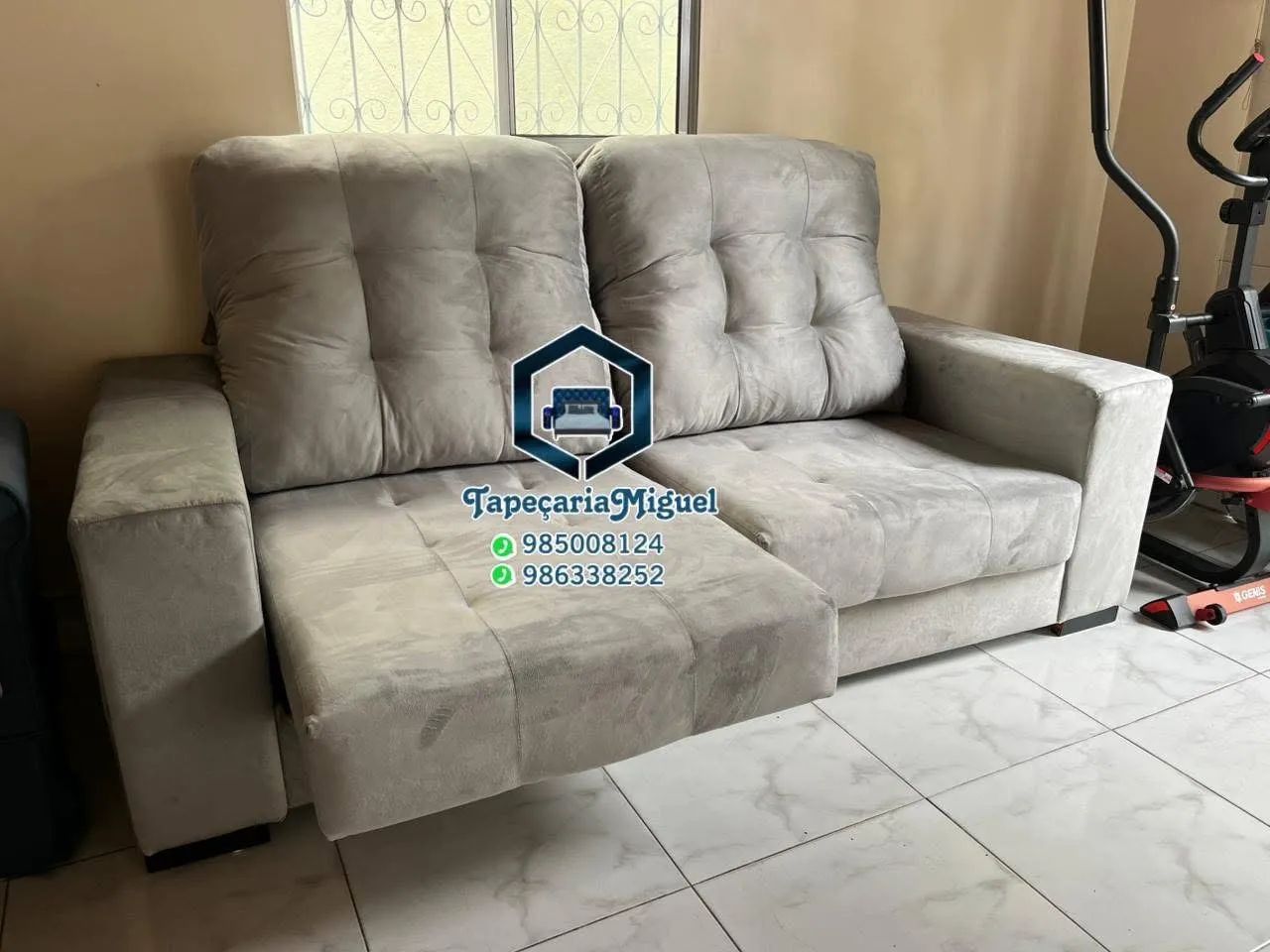 SOFÁ E POLTRONA - REFORMAMOS  - Foto 2