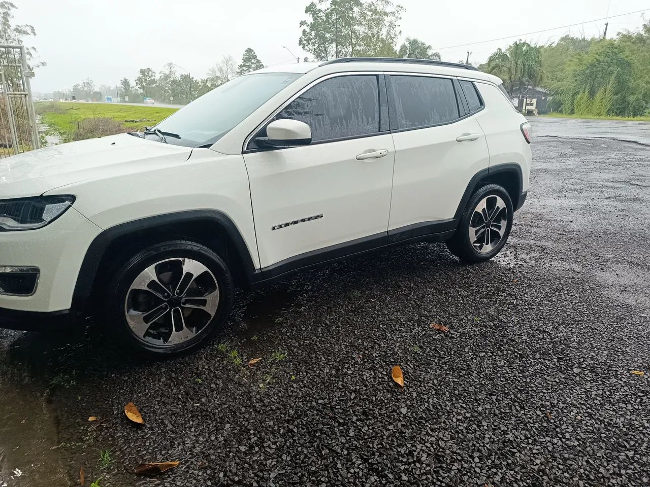 Jeep Compass Longitude 2.0 4X2 Flex 16V Aut. 2017 - Foto 3