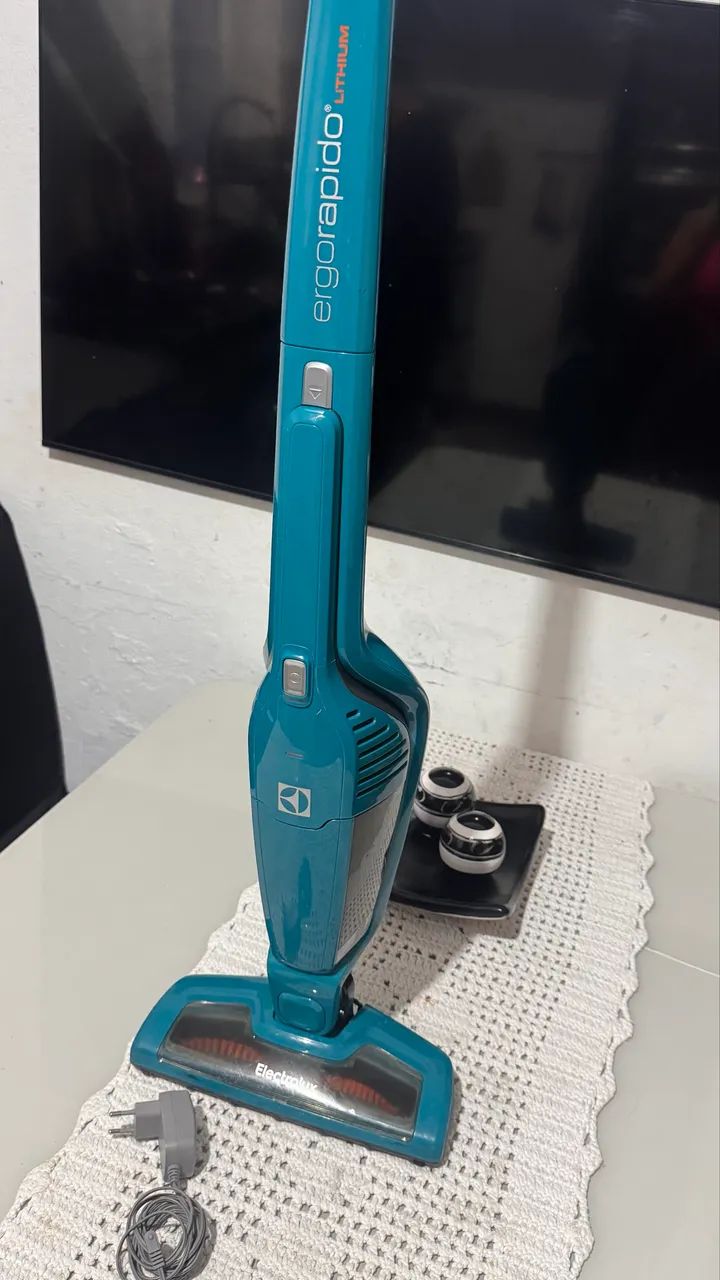 Aspirador vertical Electrolux  - Foto 3
