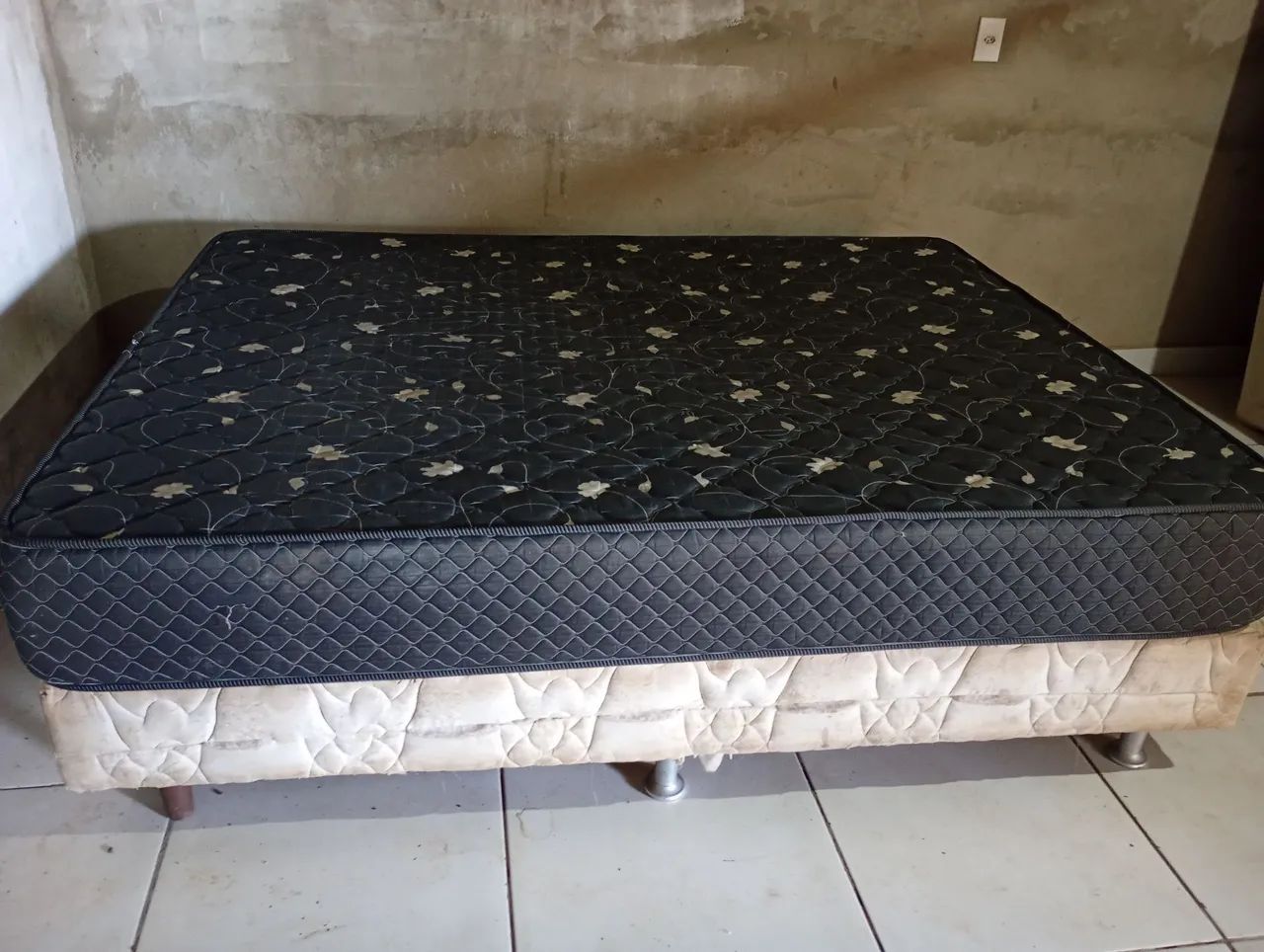 Cama Queen 500$ - Foto 2