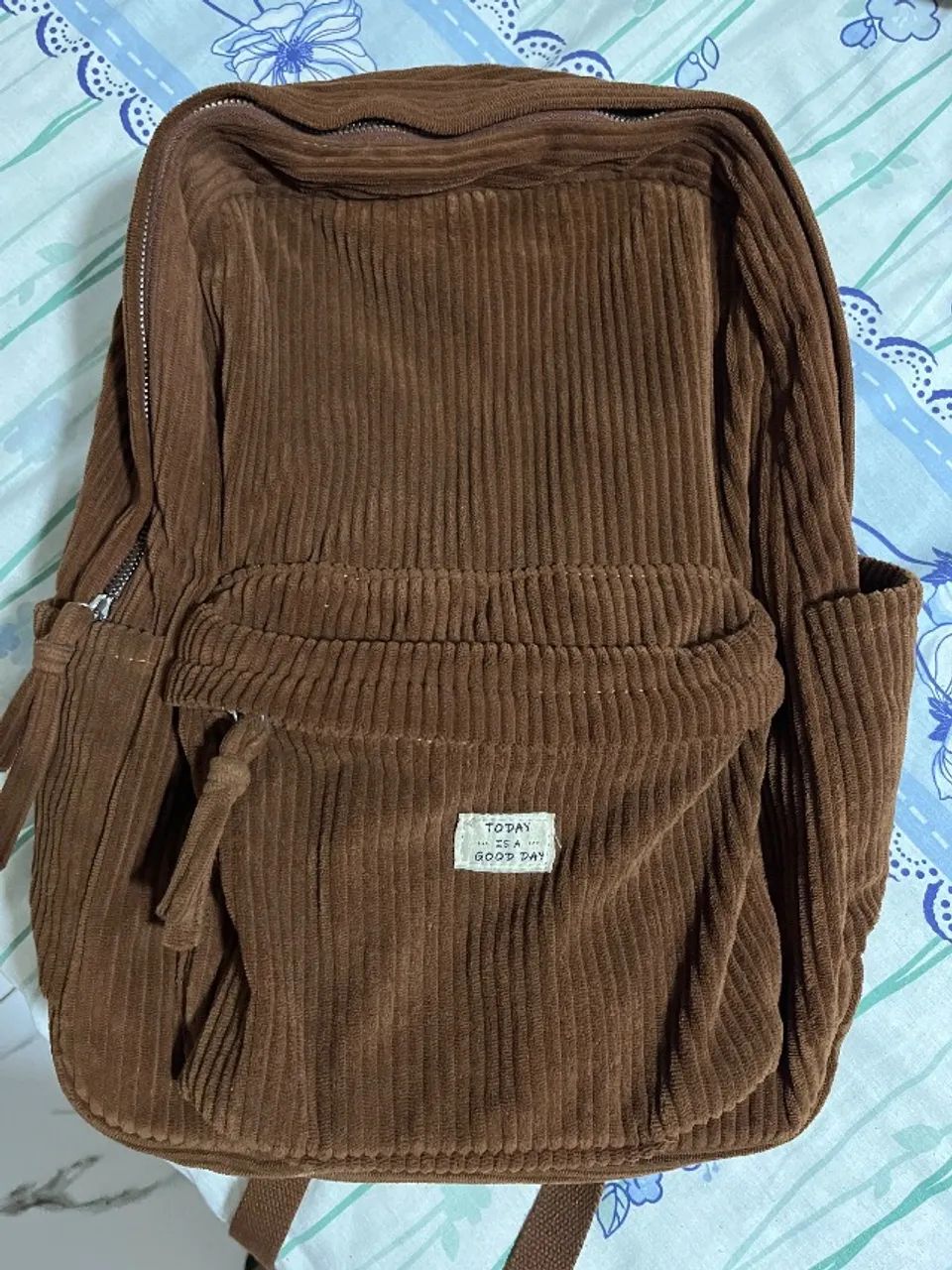 Mochila veludo 