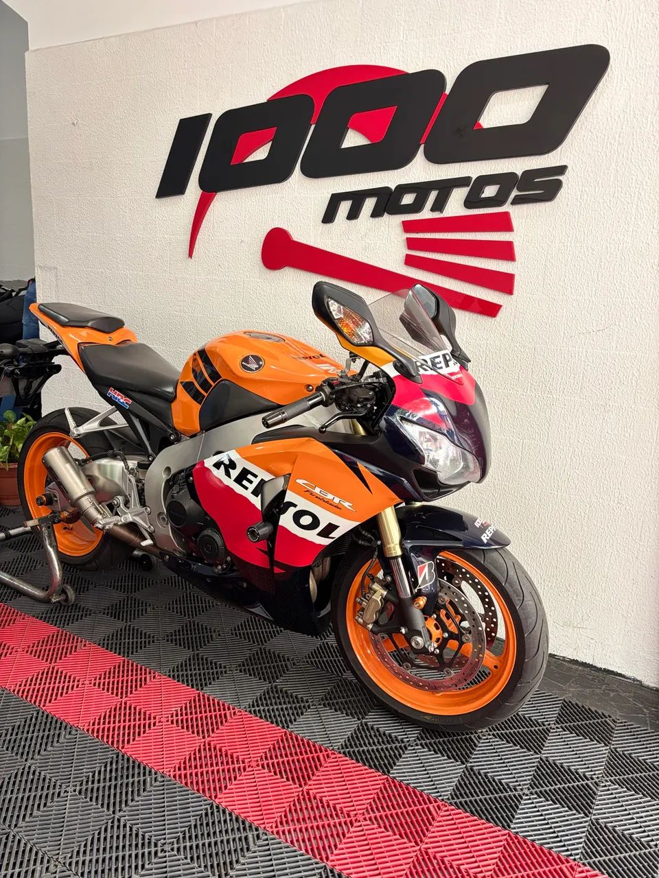 HONDA CBR 1000 RR - Foto 4