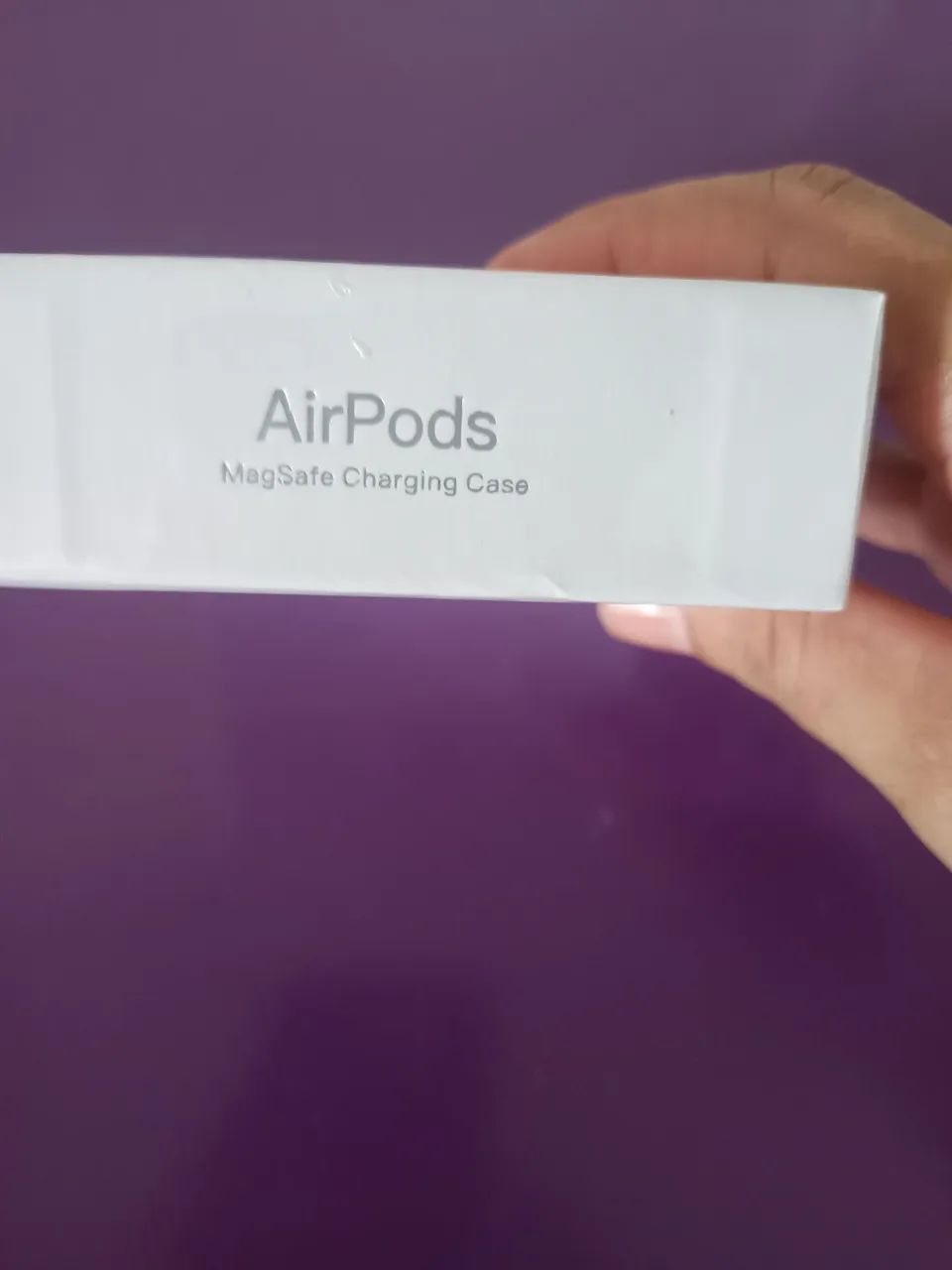 SELLING NEW HEADPHONES65724533712515124