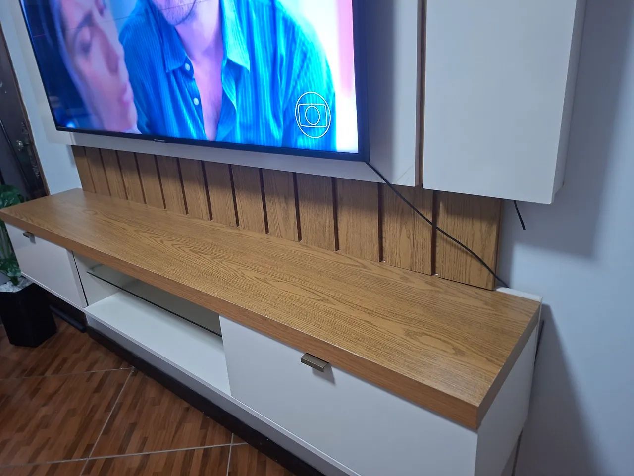 TV + Painel MDF - Ótima oportunidade! - Foto 3