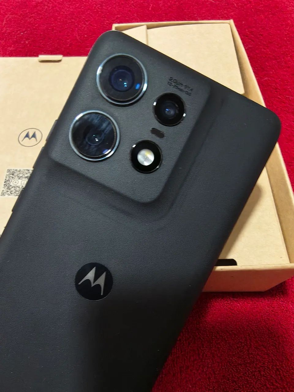 Moto Edge 50 pro Impecável  - Foto 3