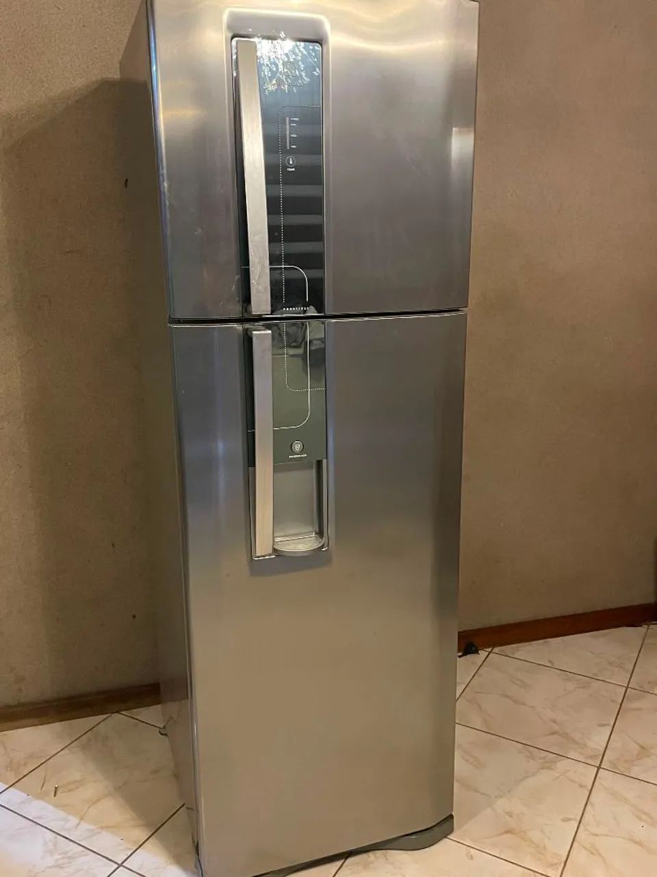 Geladeira Inox Eletrolux 