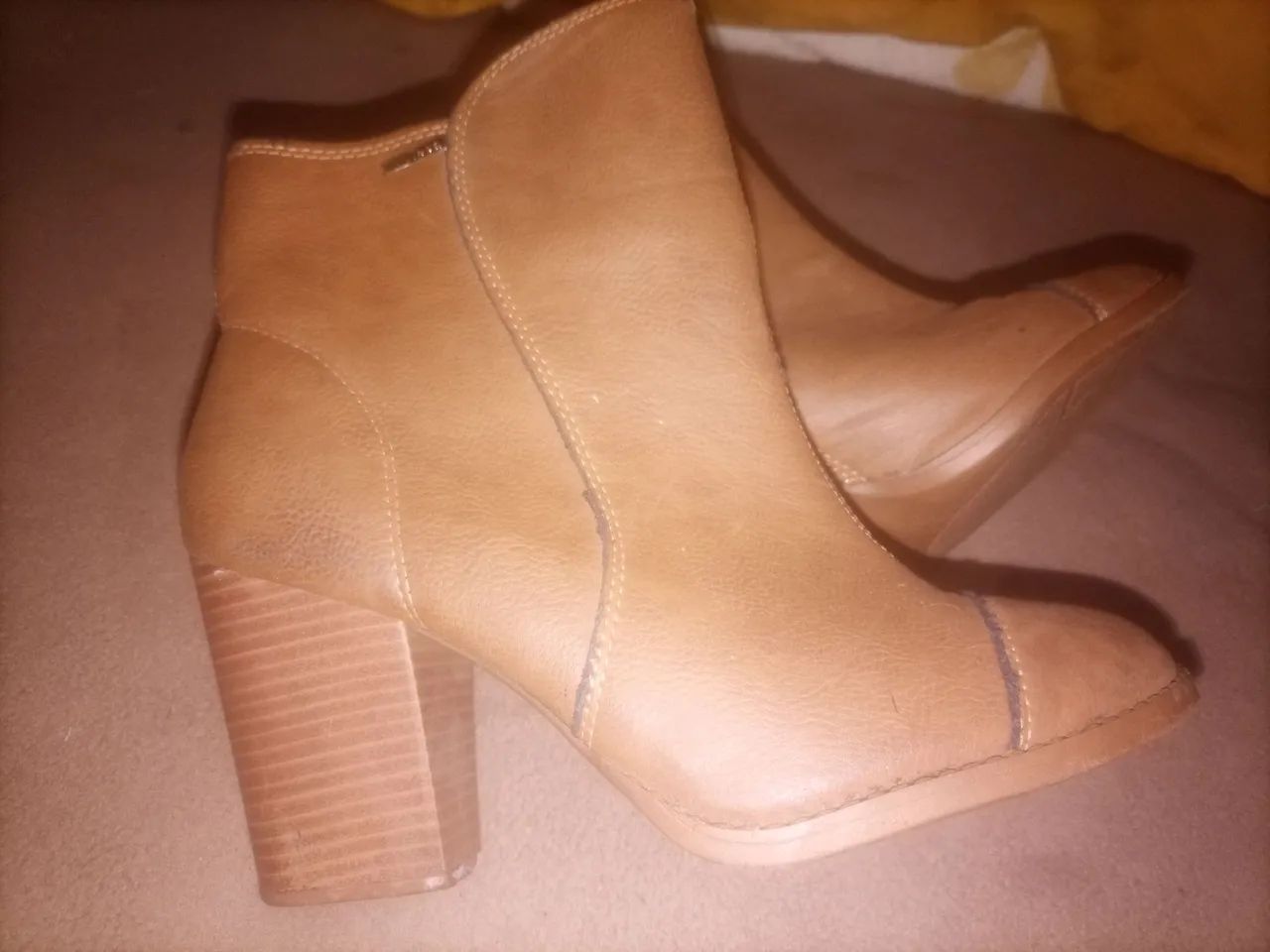 Bota moleca  - Foto 2
