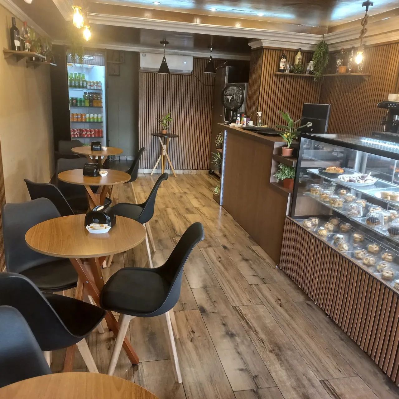Vendo cafeteria e lanchonete mais linda da cidade  - Foto 4