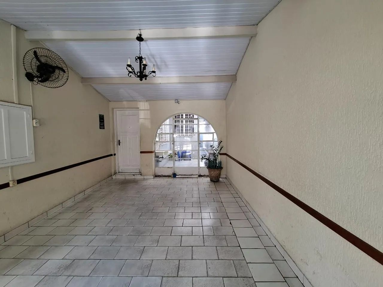 Casa para alugar em Campinas, Vila Itapura, com 5 quartos, com 157.76 m² - Foto 5