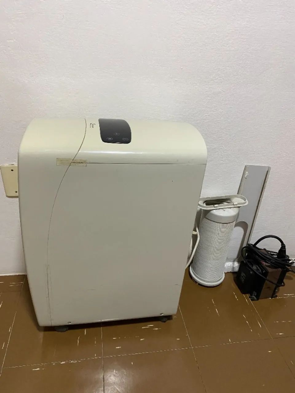 AR CONDICIONADO PORTÁTIL LENOXX 11.000 Btus PREMIUM - Ar
