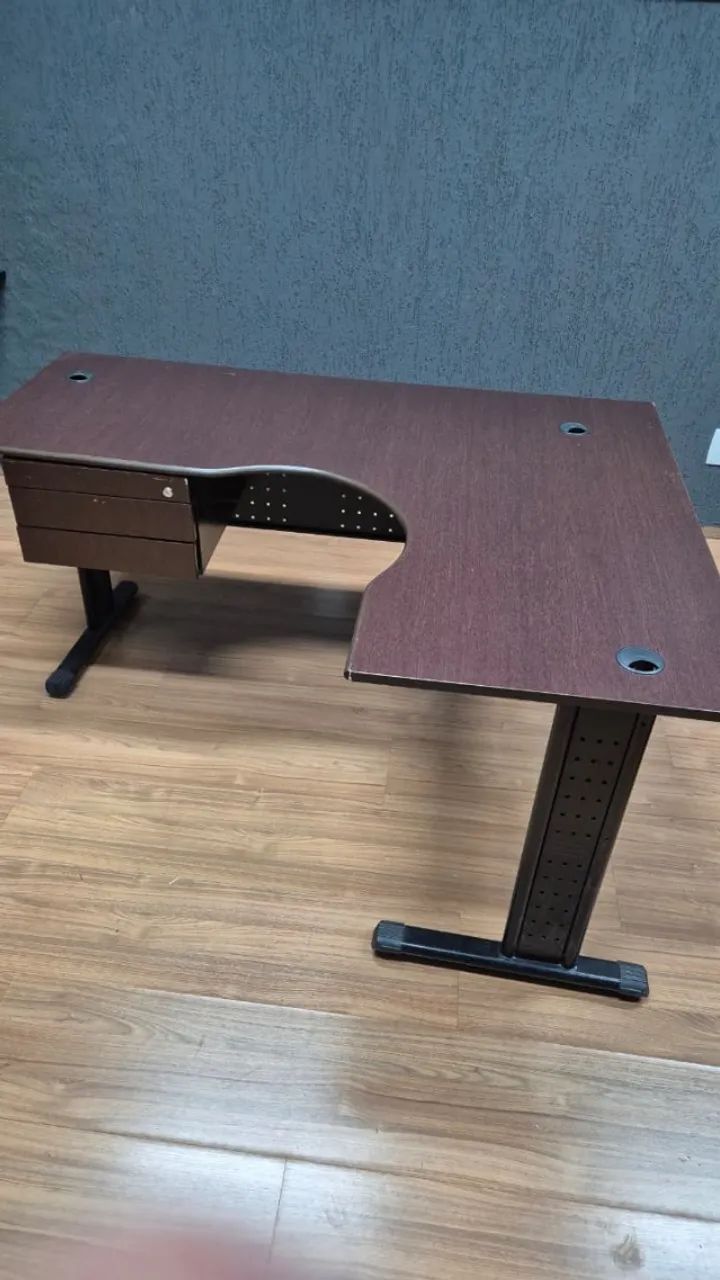 MESA SECRETÁRIA