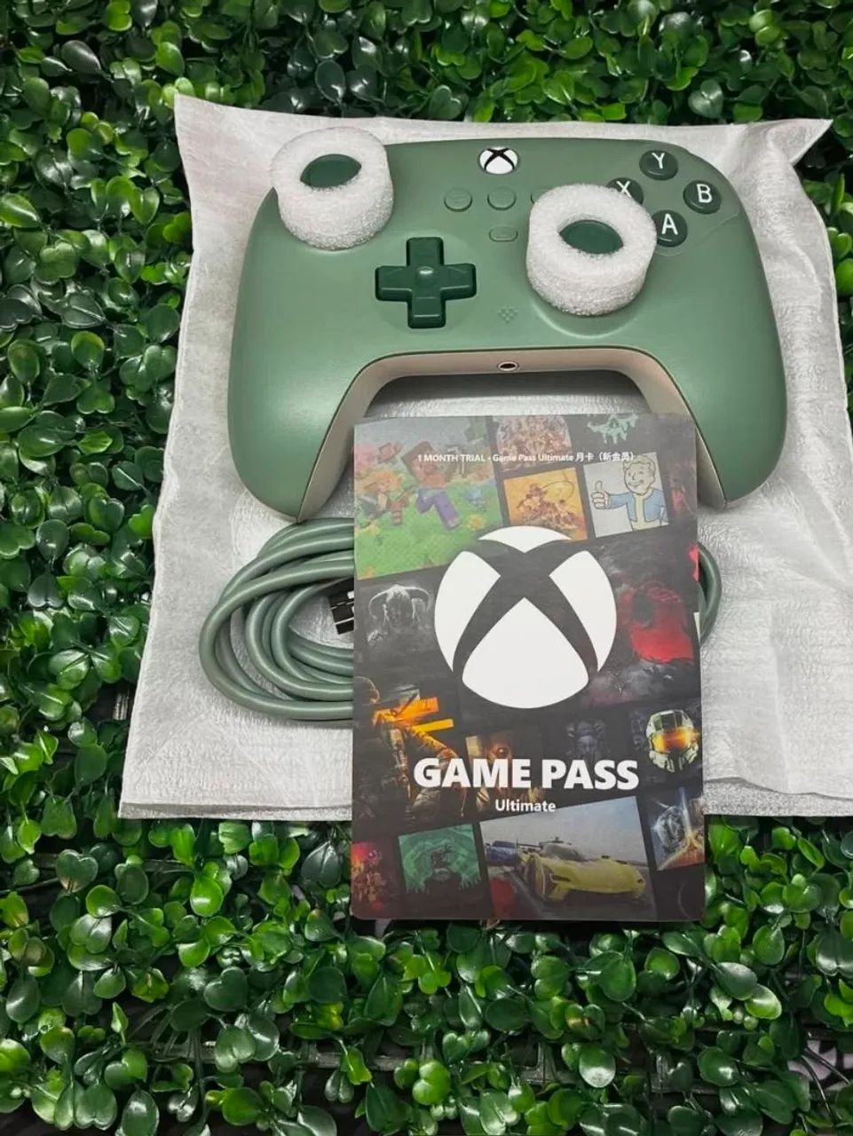 Controle com fio para PC e Xbox - 8BitDo Ultimate C 