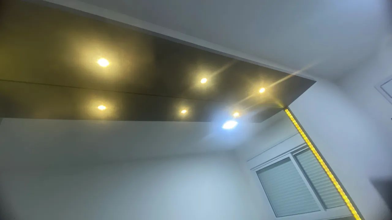 Penteadeira Camarim com Espelho LED - 140 cm x 2,00 m - Foto 4