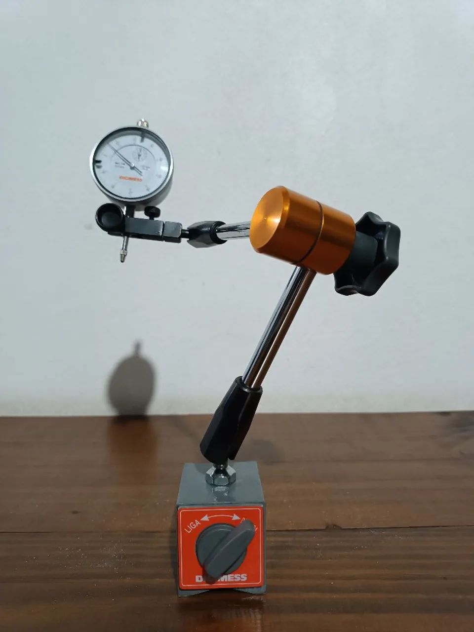 SUPORTE MAGNÉTICO ARTICULADO DIGIMESS COM RELÓGIO COMPARADOR - Foto 2