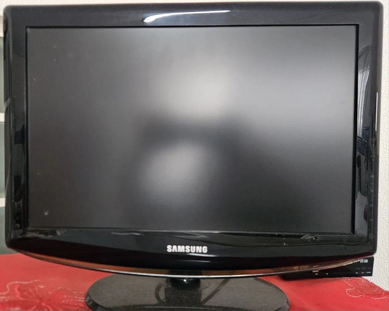 Monitor TV 19" SANSUNG. 