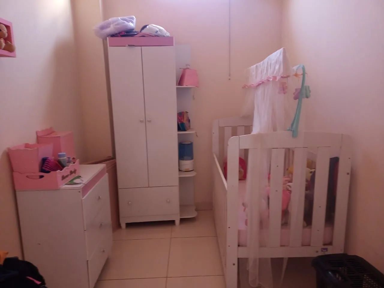 Móveis de quarto infantil (Berço, cômoda, e guarda roupa) - Foto 4