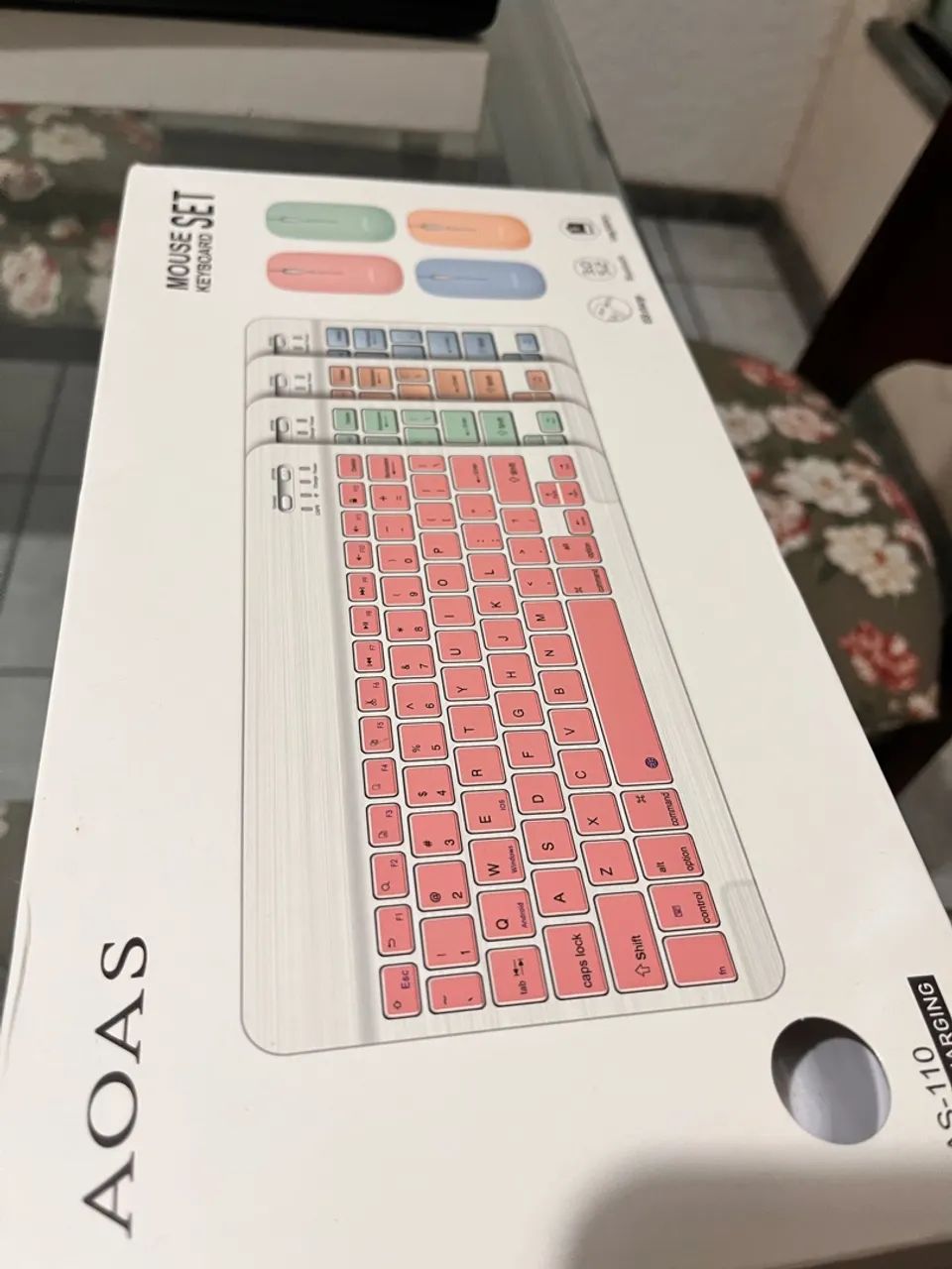 Tablet Samsung Galaxy Tab A c/ caneta digital e teclado via Bluetooth  - Foto 5