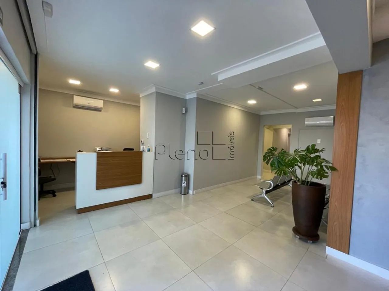 Casa à venda em Campinas, Cambuí, com 5 quartos, com 227.08 m² - Foto 2
