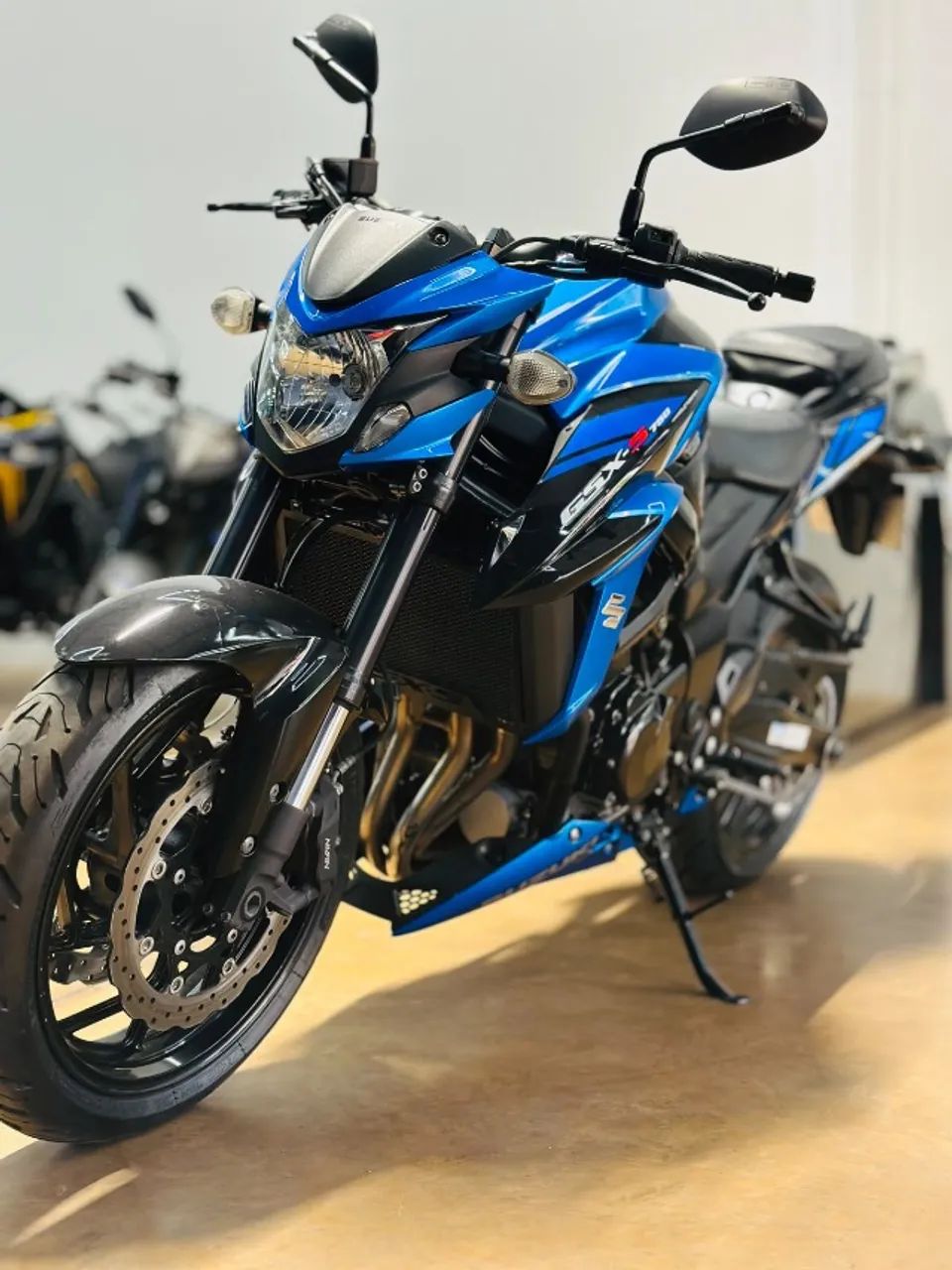 GSX S750 2021  - Foto 2