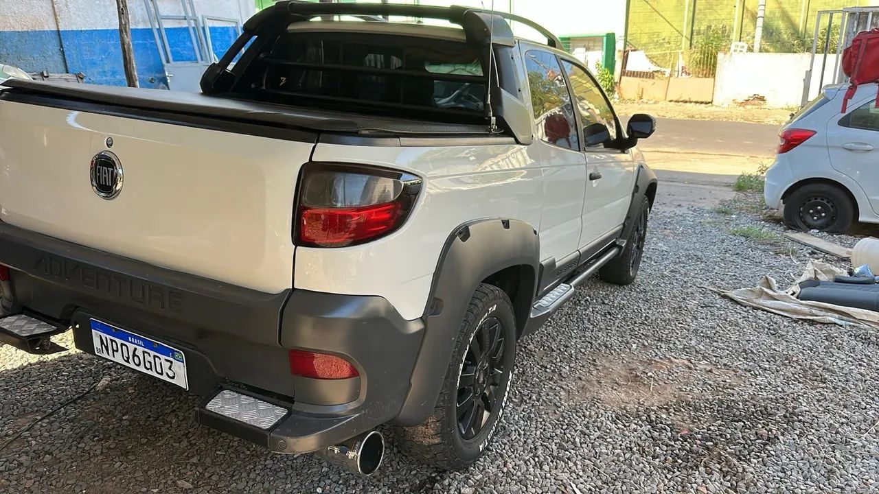 Fiat Strada Adventure1.8/ 1.8 Locker Flex CD 2016 - Foto 3