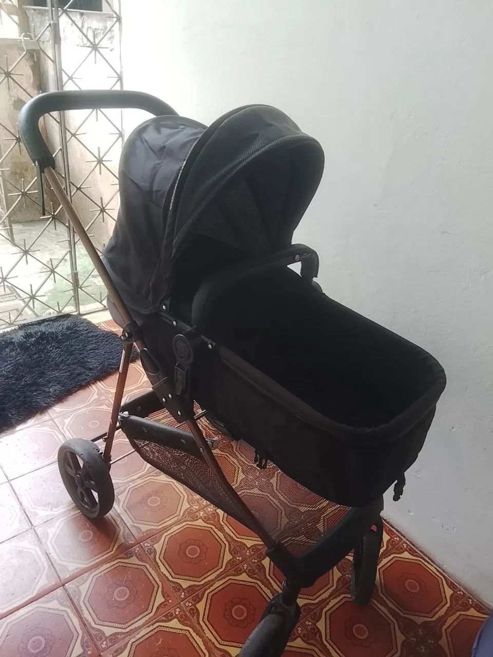 Carrinho de bebê/ modelo Moisés  - Foto 2